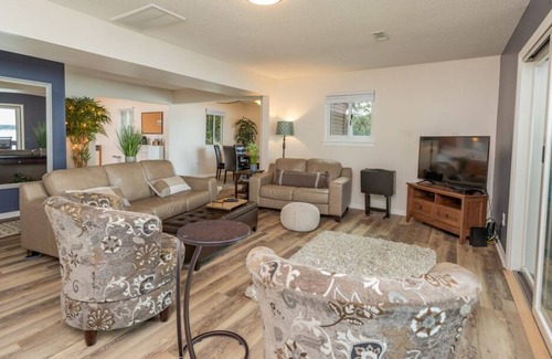 Henrico House | Sandy Trace Getaway on Lake Gaston