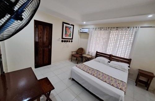 Puerto Princesa House | Sandybridge Eco Farm at Relly's Restaurant