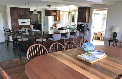 Block Island House | Oceanfront Family Retreat at Sandy’s House - Rated 10/10