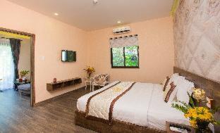 Tinh Bien Hotel | Relax at Sang Như Ngọc Resort with Ocean Views & Pool