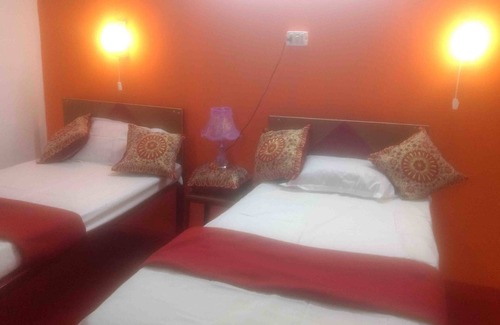 Naini Hotel | Discover Sangam Kumbh Camp: Family-Friendly Retreat