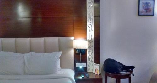 Chirawa Hotel | Experience Sangam Resort: 5-Star Oasis with Ocean Views