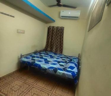 Peralam House | Pet and Child-Friendly Stay at Sangeetha AC Rooms