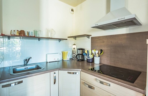 Sanguinet Apartment | Relax in Sanguinet: 4/6 Sleeper with Pool & Ocean Views
