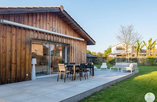 Sanguinet Apartment | Cozy Sanguinet House with Ocean View, Near the Lake