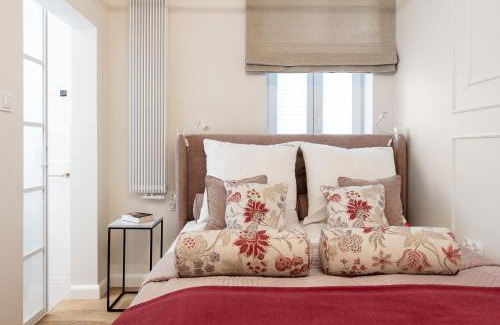 Sopot Centrum Apartment | Oceanfront Sanhaus Apartments - Perfect Santorini Escape