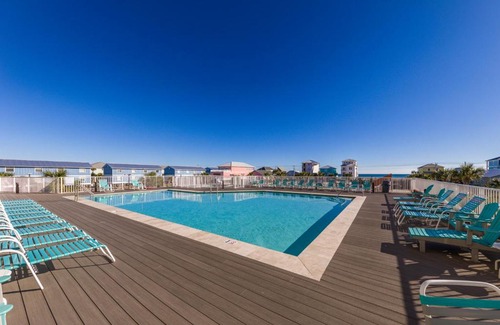 Gulf Shores Apartment | Sanibel 1604: Family-Friendly Retreat with Pool Access
