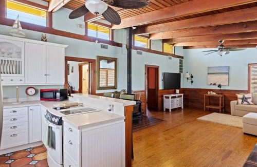 Sanibel House | Sanibel Serenity - Beautiful Nature Retreat Steps from Beach