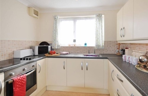 Swanage Cottage | Pet-Friendly SANJERNIN with Garden in Scenic Swanage