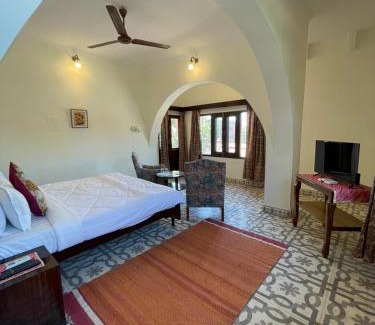 Bikaner Hotel | Pet-Friendly Retreat at Sankhu Niwas with Breakfast Included