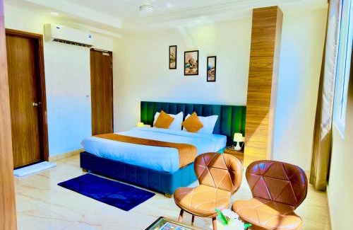 Jamnagar Hotel | Discover Sanklap Hotel: Family-Friendly & Guest Rated 10/10