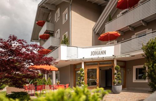 Prato allo Stelvio Apartment | Relaxing Sankt Johann Spa Suites & Apartments with Ocean Views