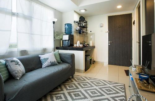 Java Apartment | Spacious Sanmaru Serpong Garden Apartment with Pool Access