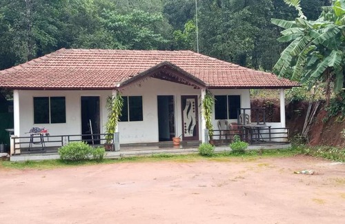 Mudigere House | Discover Sannidhi Vajige Homestay: Family-Friendly Retreat