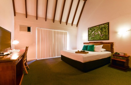 Redcliffe Hotel | Eco-Friendly Sanno Marracoonda Hotel near Perth Airport