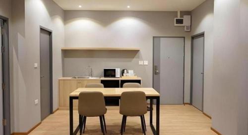 Na Muang Hotel | Inviting Stay at Sans Hotel with Family-Friendly Amenities