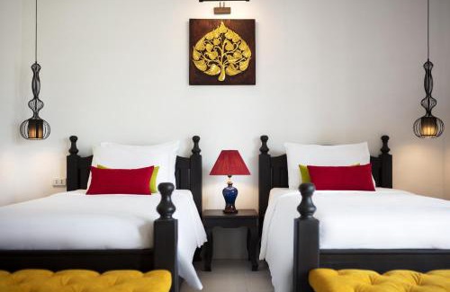 Vang Vieng Hotel | Discover Sansan Resort: Pet-Friendly Getaway with Pool