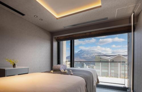 Hirafu Hotel | Luxury Retreat at Sansui Niseko - Spa, Hot Tub & More