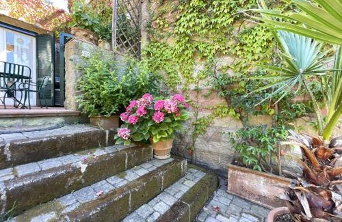 Bagnaia Apartment | Beautiful Sant'Anna Del Volterraio with Oceanfront Pool