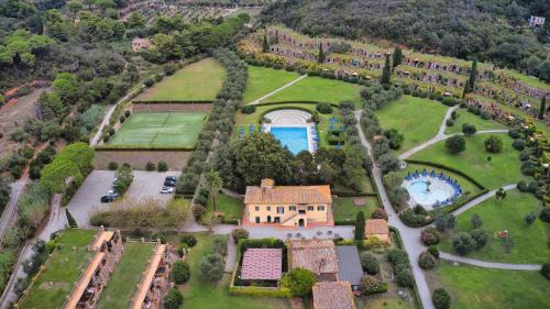 Bagnaia Apartment | Explore Sant'Anna Vicolo Aranci: Family & Pet-Friendly Stay