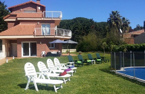 Sant Andreu de Llavaneres House | Stunning Oceanfront Villa in Sant Andreu De Llavaneres