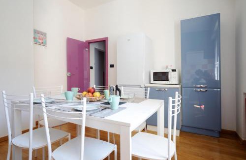 San Donato-San Vitale Apartment | Family-Friendly Sant'Orsola Colorful Apartment Awaits You