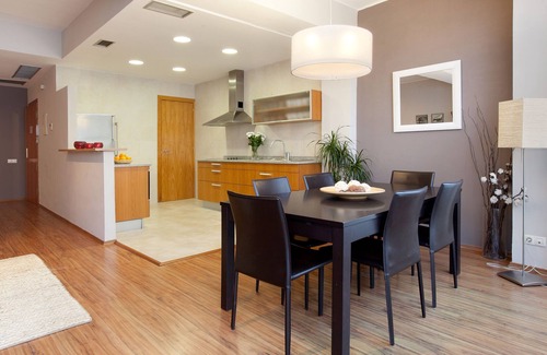 El Camp de l'Arpa del Clot Apartment | Guest Rated: 9.8 - Sant Pau 4, Family-Friendly Retreat in Barcelona