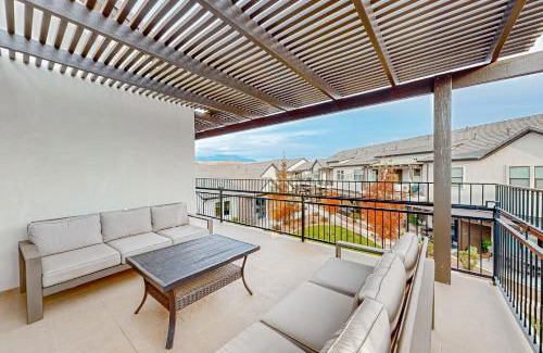 Ivins House | Relax at Santa Clara Starlight with Pool and Hot Tub
