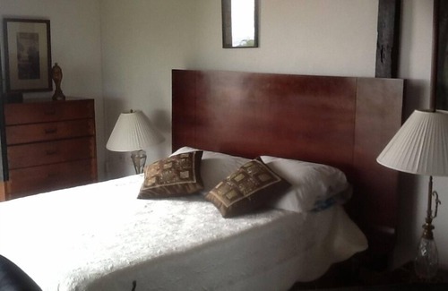 Alegrias Hotel | Cozy Santa Maria Bed and Breakfast with Spa & Hot Tub