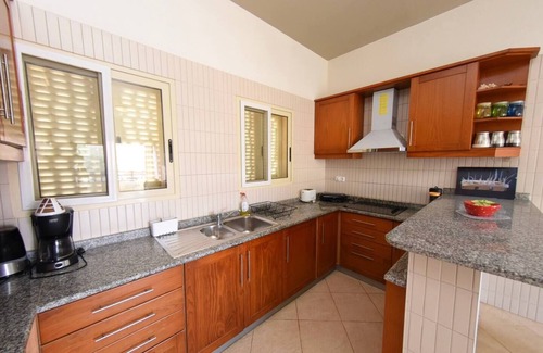 Santa Maria Apartment | Top-Rated Santa Maria Main Street: Family-Friendly Escape