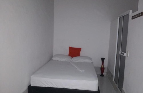 Barrio Centro Hotel | Discover Santa Marta Luna Llena: Pet-Friendly Retreat