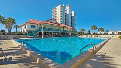 Pensacola Beach House | Relax at Santa Rosa Dunes 425 with Pool & Family Amenities