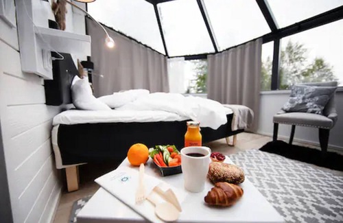 Santa Claus Village Hotel | Unique Stay at Santa's Igloos Arctic Circle - 4 Star Rating
