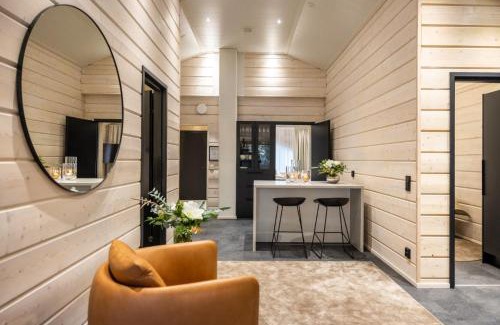 Napapiiri Apartment | Exclusive Santa's Boutique Villa with Hot Tub & Breakfast