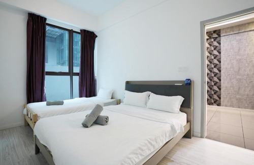 Kampung Sembulan Baru Apartment | Relaxing Santai Suite: 4-Star Comfort at Sutera Avenue