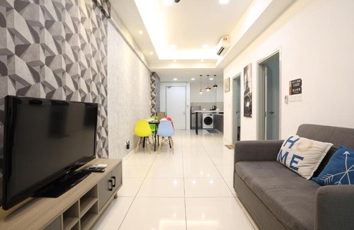 Kampung Sembulan Baru Apartment | Relaxing Santai Suite: 4-Star Comfort at Sutera Avenue