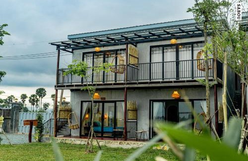Kampot Hotel | Family-Friendly Santaniya Residence with Inviting Pool