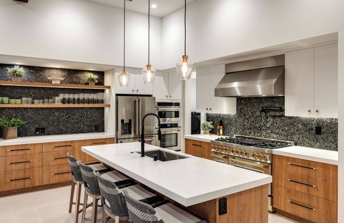 Magnesia Falls Cove House | Discover Sante: New Estate with Pool, Spa & Pickleball