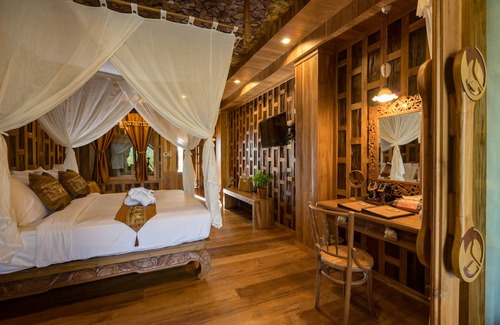 Ko Chang Resort | Tranquil Escape at Santhiya Tree Koh Chang Resort