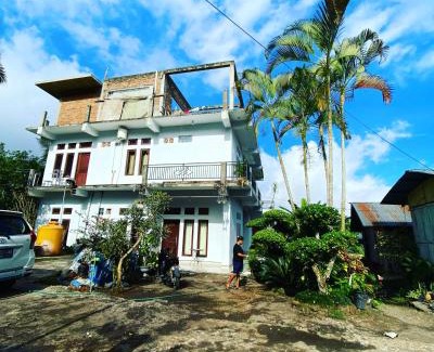 Moni Bed & Breakfast | Welcoming Santiago Bed and Breakfast with Great Amenities