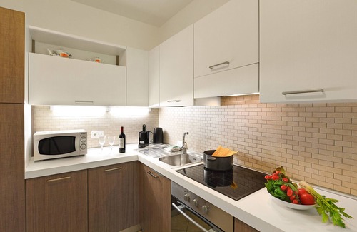 Lugano City-Centre Apartment | Relaxing Retreat: Santiago Home with Lake View in Lugano