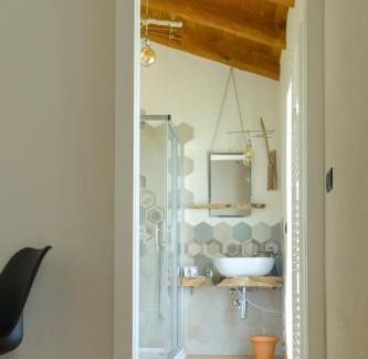 Peveragno House | Discover Santino's House: Rated 9.8 with Great Amenities