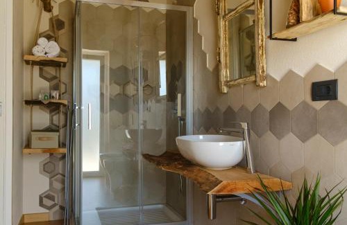 Peveragno House | Discover Santino's House: Rated 9.8 with Great Amenities