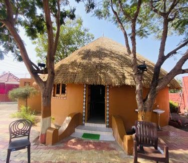 Nakhtarana Resort | Discover Santkrupa Villa Resort: Oceanfront Escape Awaits