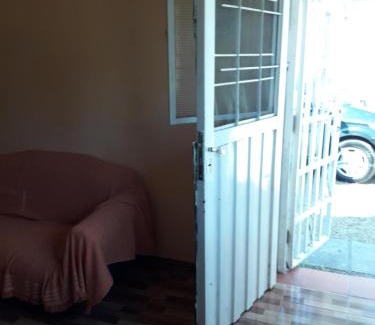 Yocsina Apartment | Family-Friendly Santorini Bed in Córdoba with Top Reviews