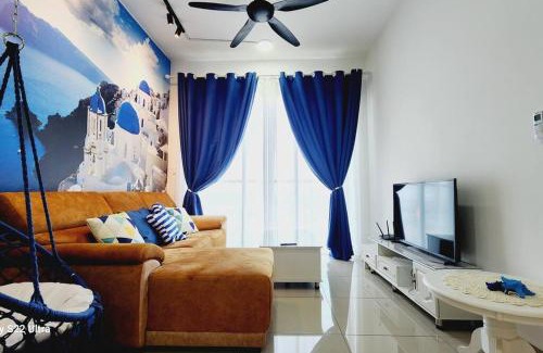 Shah Alam Apartment | Relaxing Santorini Holiday Resort with Pool Access
