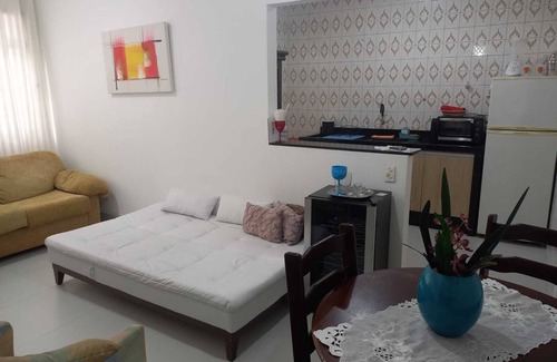 Boqueirao Apartment | Cozy Santos Apartment with Spa and Hot Tub for 6 Guests
