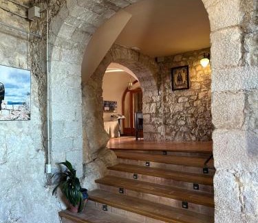 Albanya Hotel | Discover Santuari Mare de Déu Del Mont: Family-Friendly Retreat