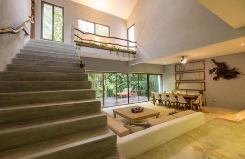 Bacalar House | Beautiful Santuario Sol Lagoon Front for Memorable Getaways