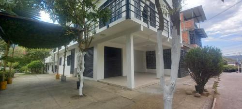 Melgar Apartment | Family-Friendly Santys House Melgar: Perfect for 6 Guests